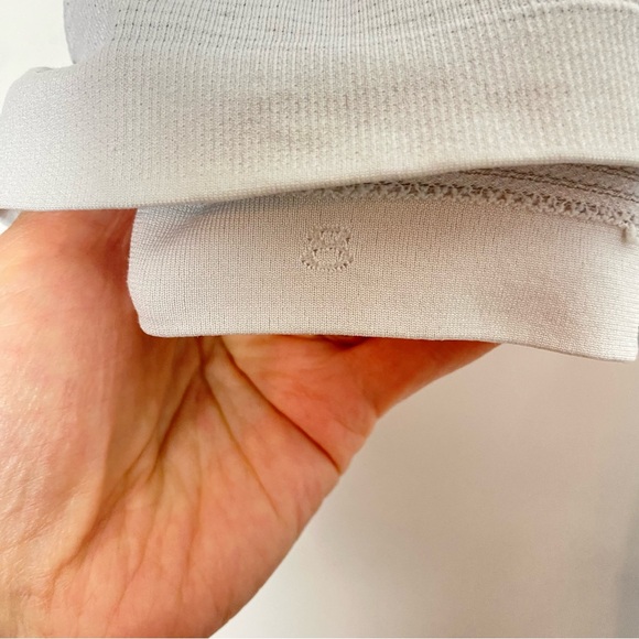 Lululemon Swiftly Tech Racerback Tank Top Womens Size 8 Medium Light Pale Gray - Picture 5 of 9